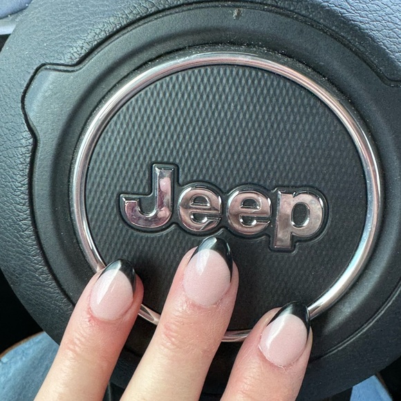 Meet your Posher, Julie - Picture 4 of 4